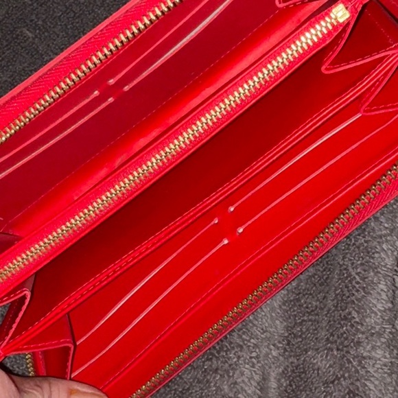 Louis Vuitton Vernis Hot red embossed patent leather wallet in box and dust bag! - Picture 6 of 7